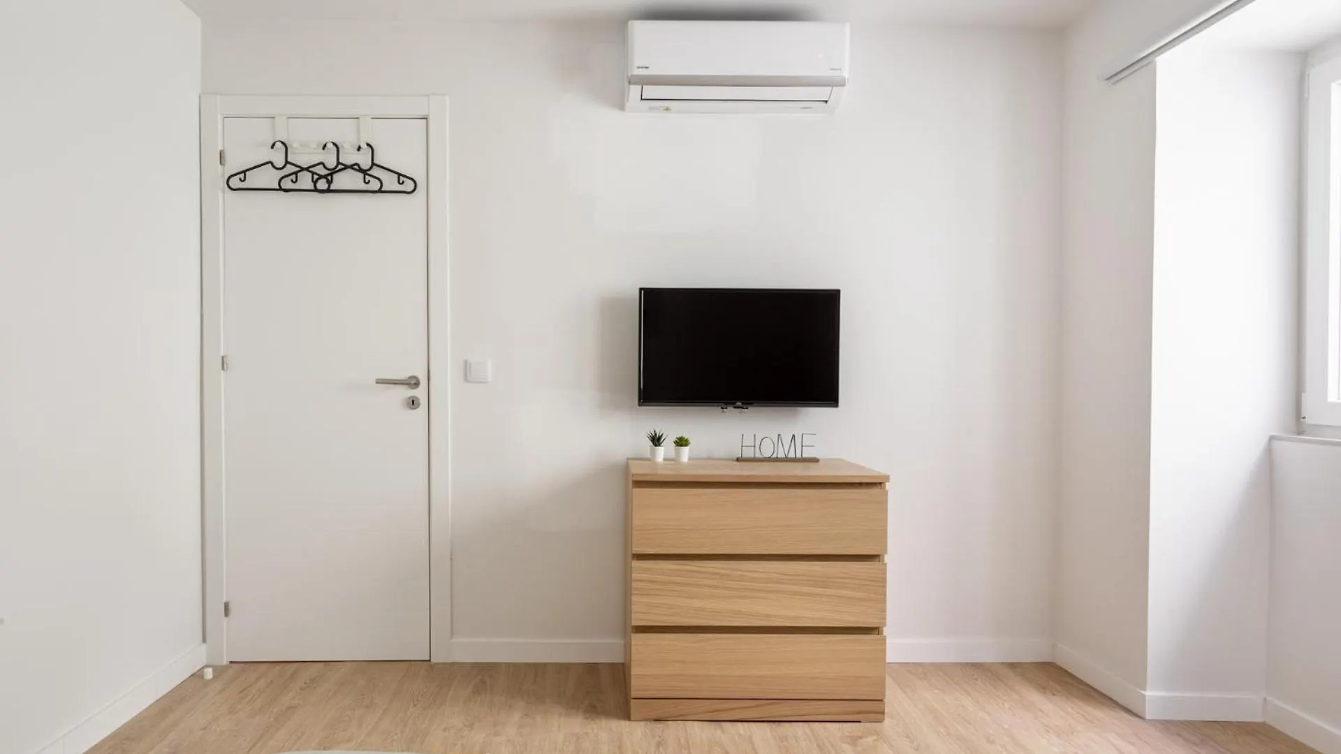 Ajuda Charm Apartment With Garden Lisboa Portugal