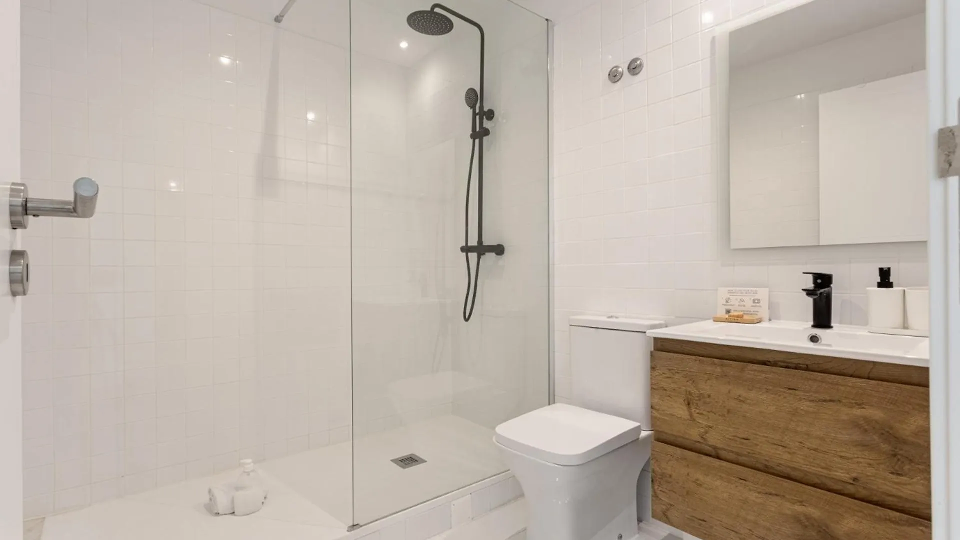 Ajuda Charm Apartment With Garden Lisboa Portugal